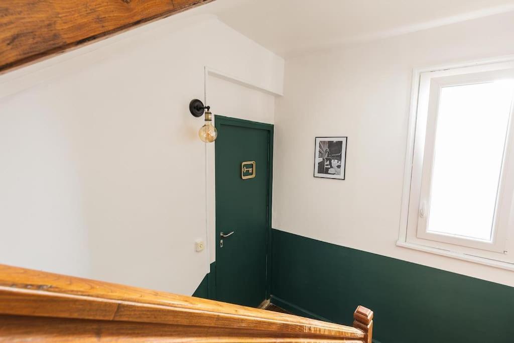 Appartement Cozy En Face De La Gare - Сен-Бриё Экстерьер фото
