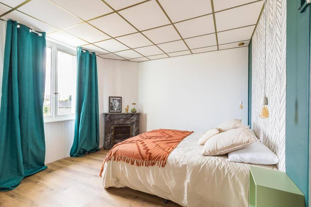 Appartement Cozy En Face De La Gare - Сен-Бриё Экстерьер фото